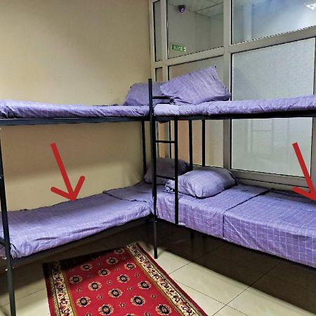 Fox Park Hostel อัลมาตี ภายนอก รูปภาพ