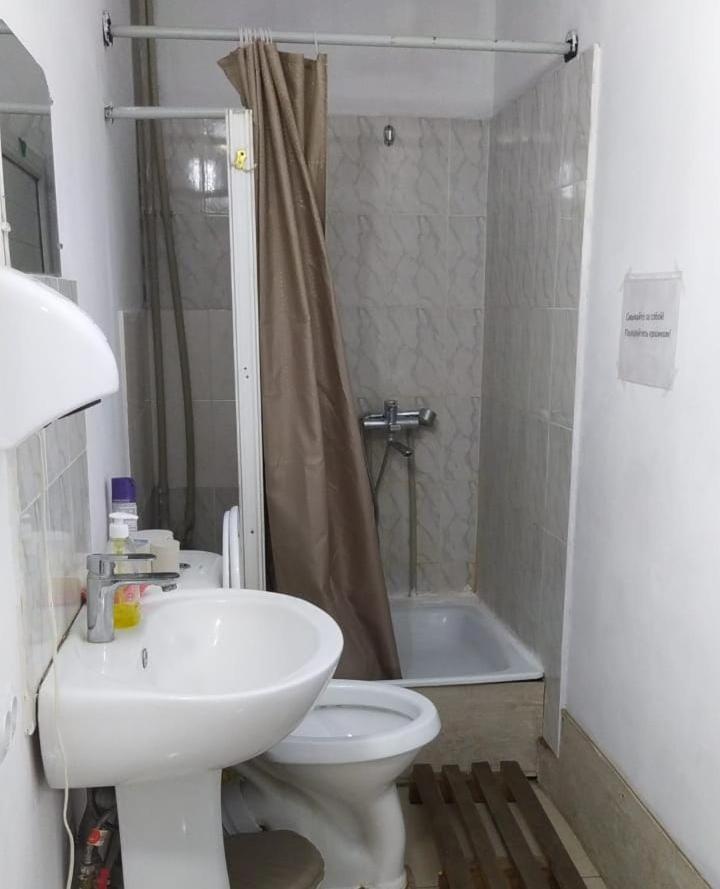 Fox Park Hostel อัลมาตี ภายนอก รูปภาพ